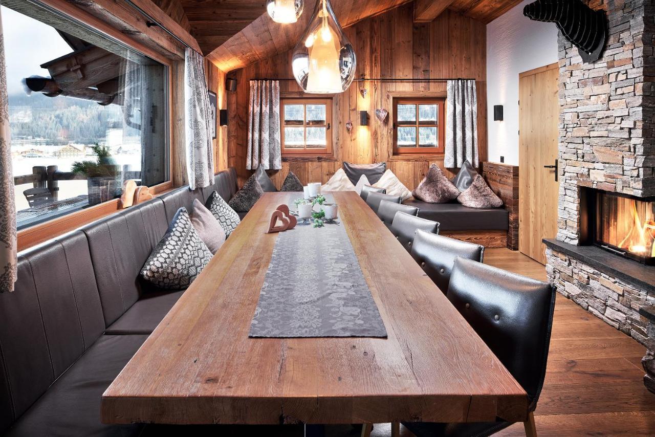 Promi Alm Flachau - Luxus Chalets ภายนอก รูปภาพ